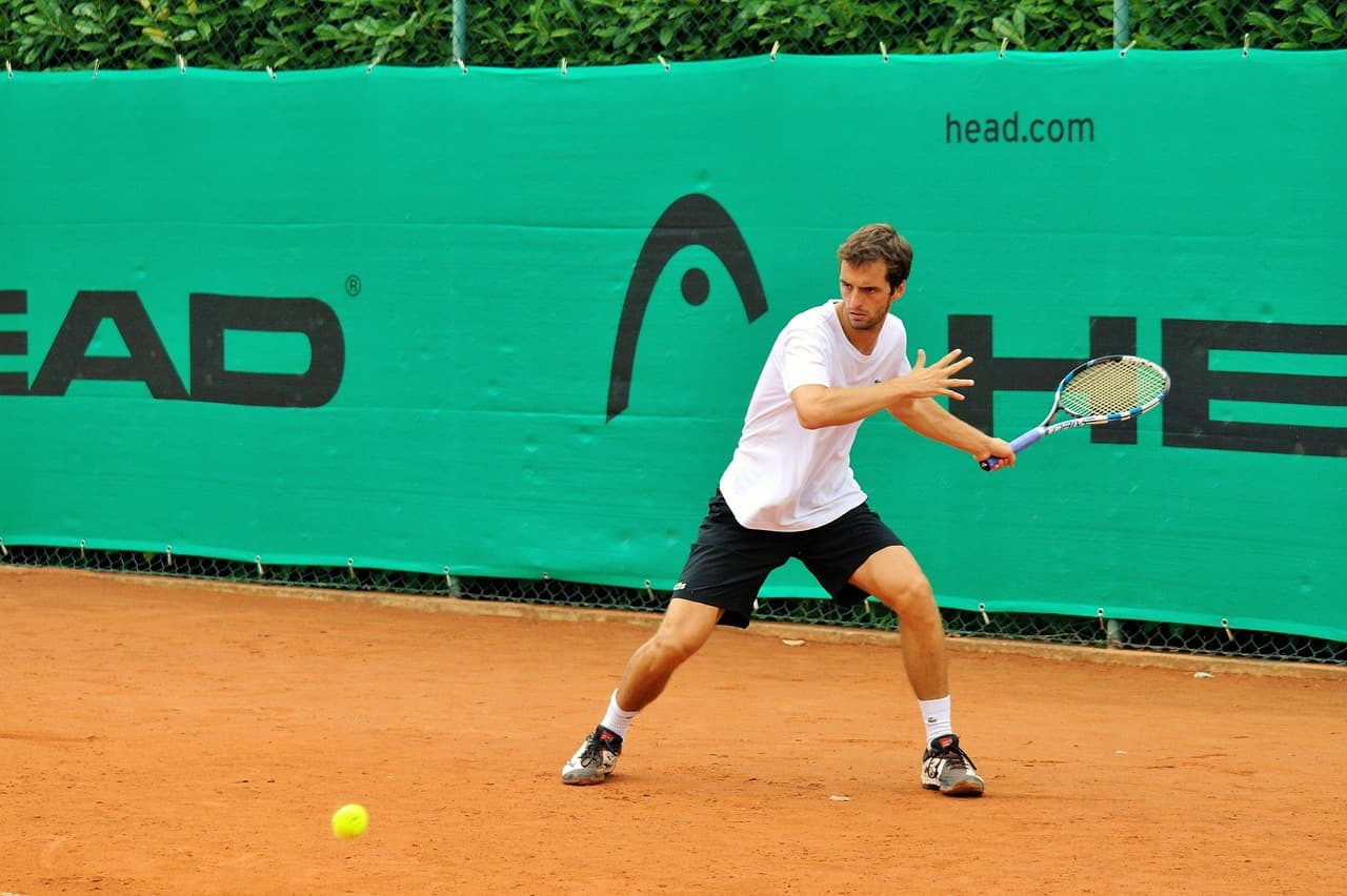 Descubra os Melhores Destinos Inspirados em Tênis para a Temporada de Wimbledon!